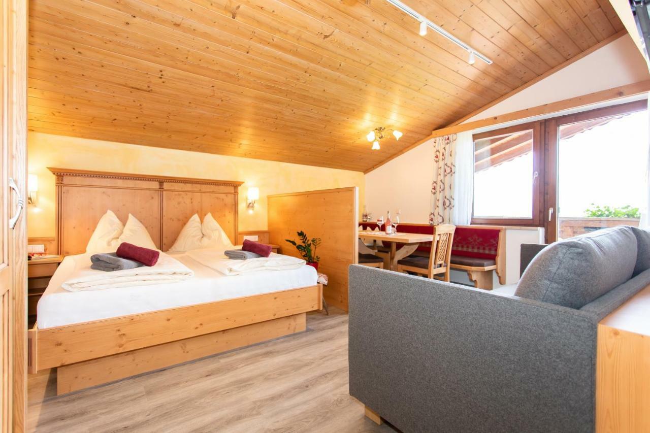 فلاخاو Landhotel Hinteraigengut المظهر الخارجي الصورة